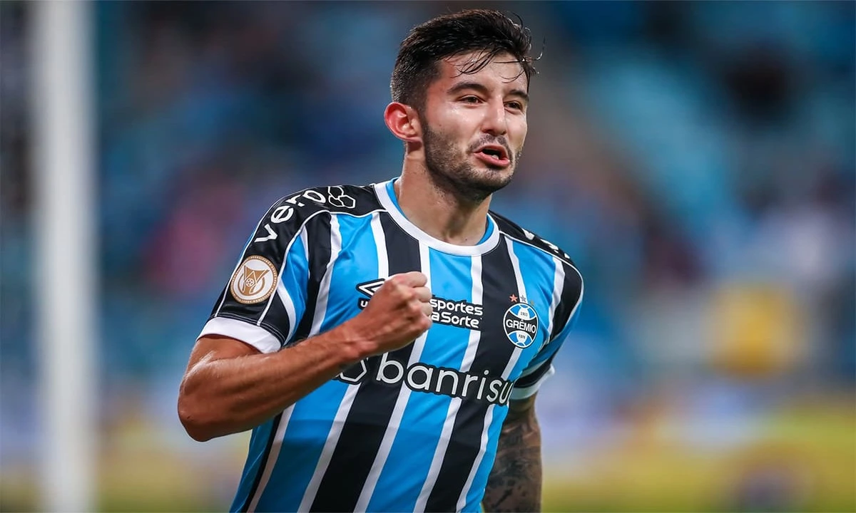Villasanti rejeita proposta de renovação do Grêmio e pode reforçar rival