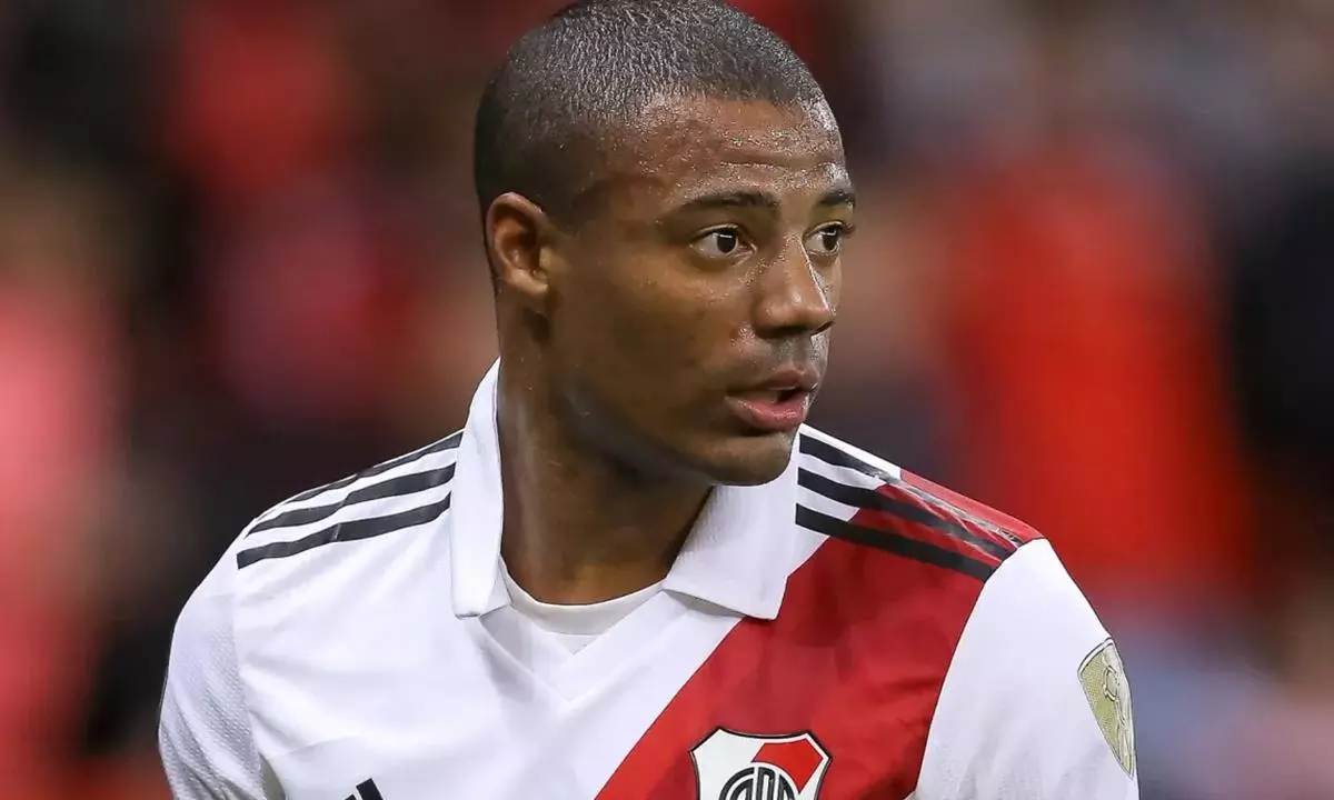 De La Cruz interage a post relacionado ao Flamengo e anima os torcedores