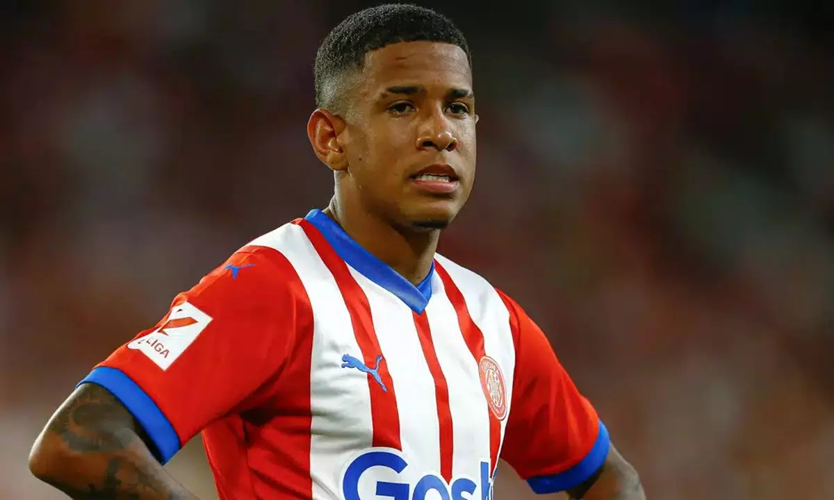 Barcelona tem interesse na contratação de Savinho, sensação do Girona