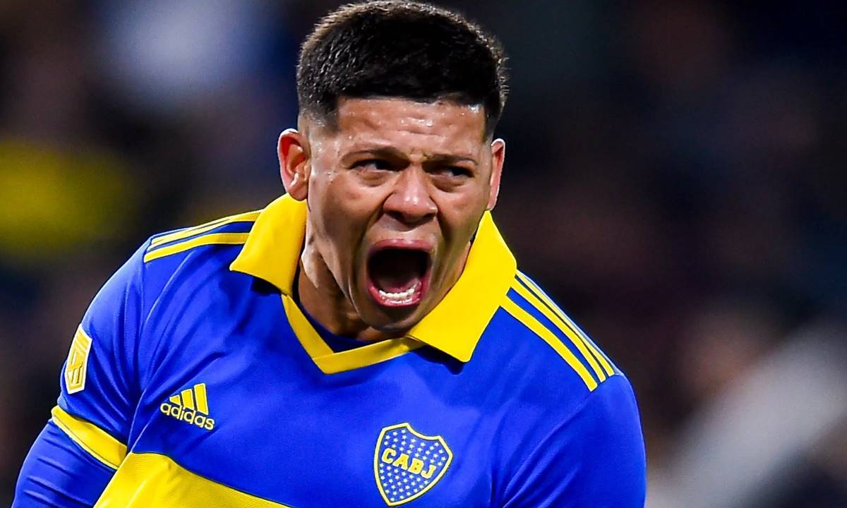 Palmeiras abre negociações com o zagueiro Marcos Rojo, ex-United