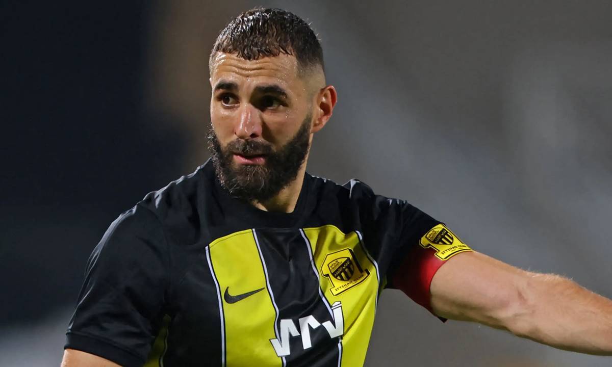 Após 6 meses na Arábia, Benzema quer transferência para Premier League