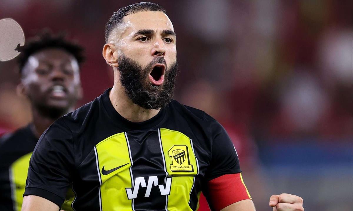 Insatisfeito no Al-Ittihad, Benzema está perto de voltar ao futebol europeu