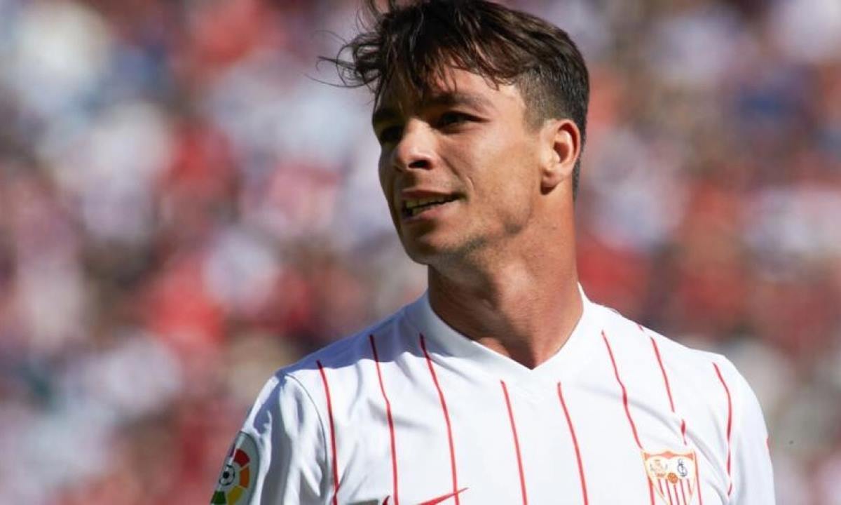 Corinthians tem interesse no meia espanhol Óliver Torres, do Sevilla