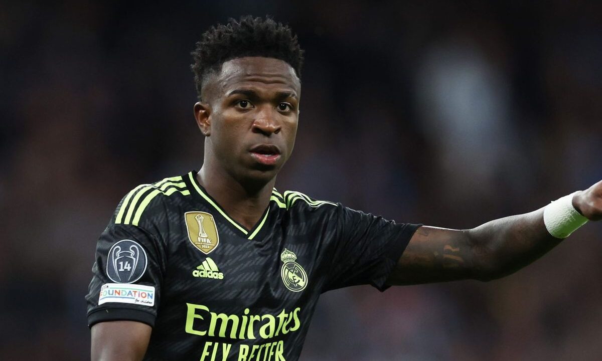 Manchester United planeja fazer proposta surpreendente por Vinicius Jr
