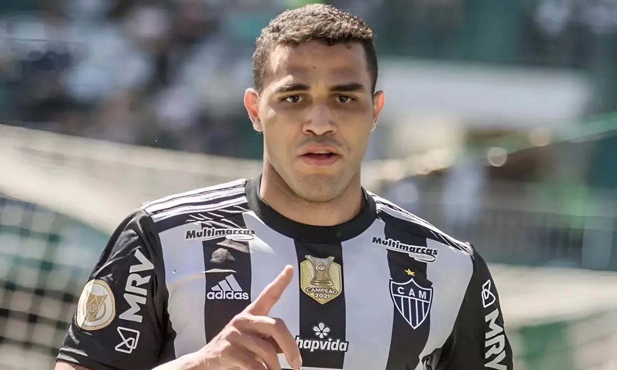 São Paulo avalia o retorno de Alan Kardec para ser reserva de Calleri