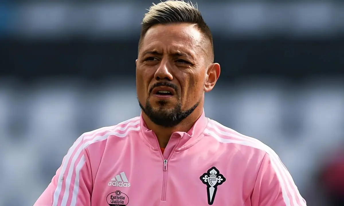 Internacional busca nome para para o gol e Diego Alves está no radar