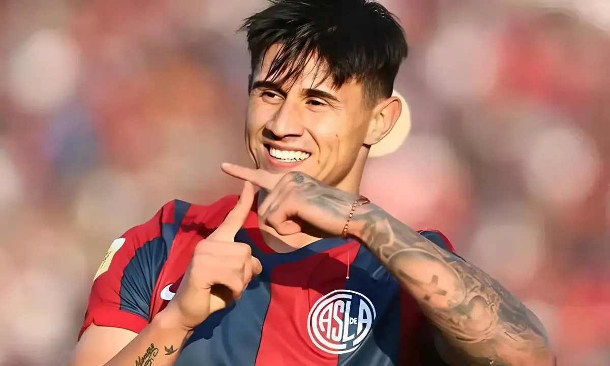 Corinthians mira Adam Bareiro, do San Lorenzo, como novo camisa 9