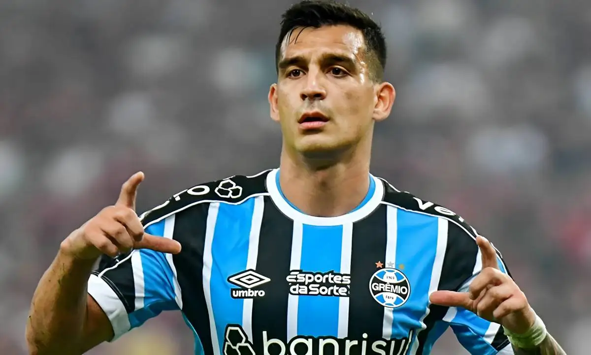 Grêmio define sua exigência para negociar Franco Cristaldo com rival