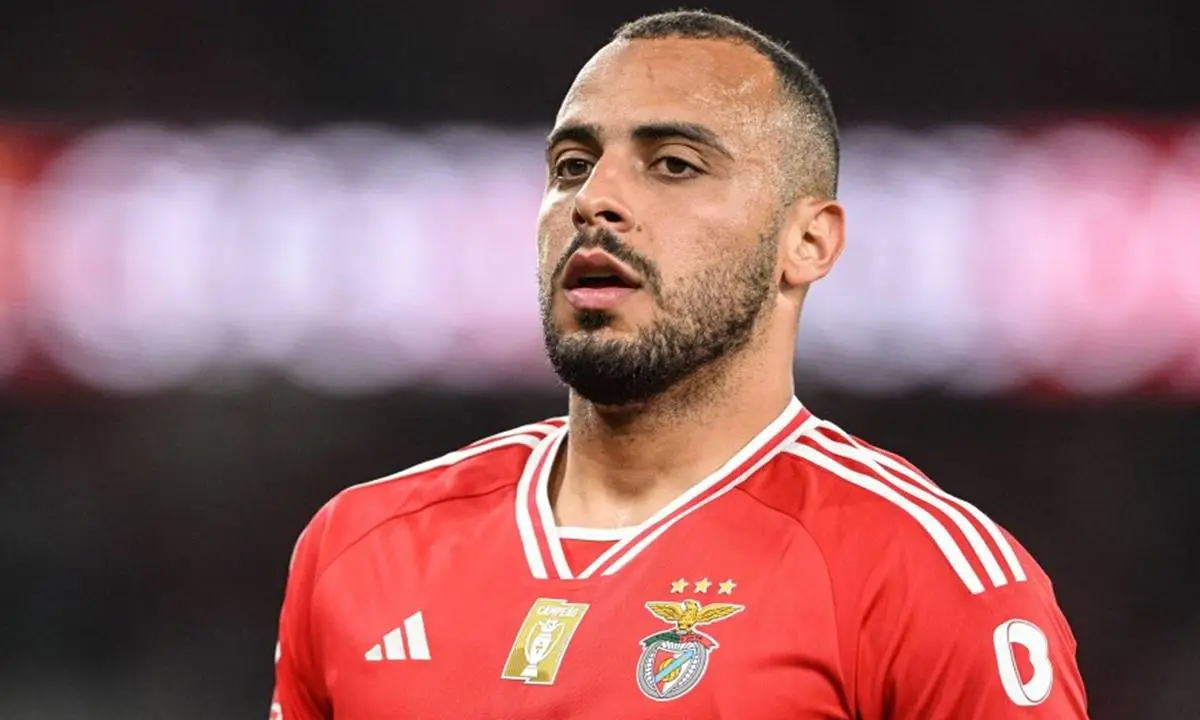 Cruzeiro abre negociações com o atacante Arthur Cabral, do Benfica