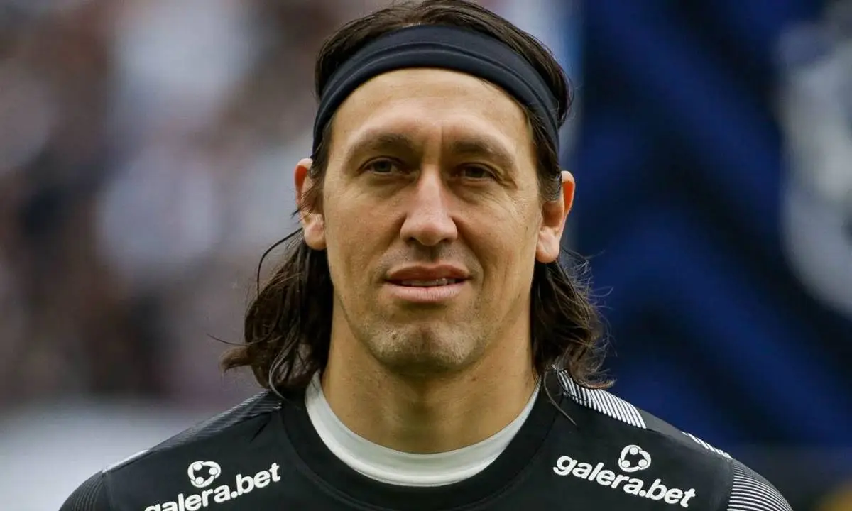Cássio terá no Cruzeiro salários superiores ao que recebe no Corinthians