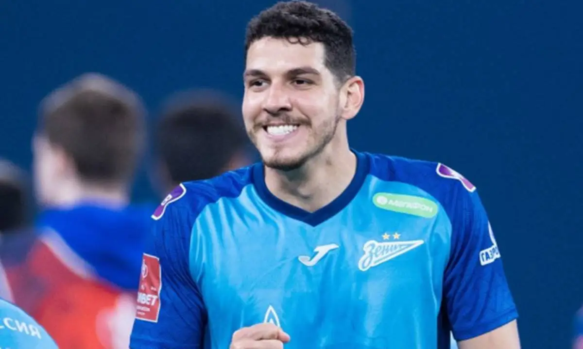 Flamengo mira o zagueiro Nino como subtituto de Fabrício Bruno
