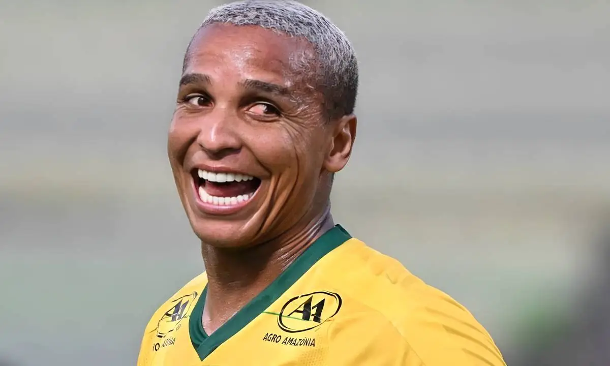 Deyverson teria um acordo encaminhado com gigante brasileiro