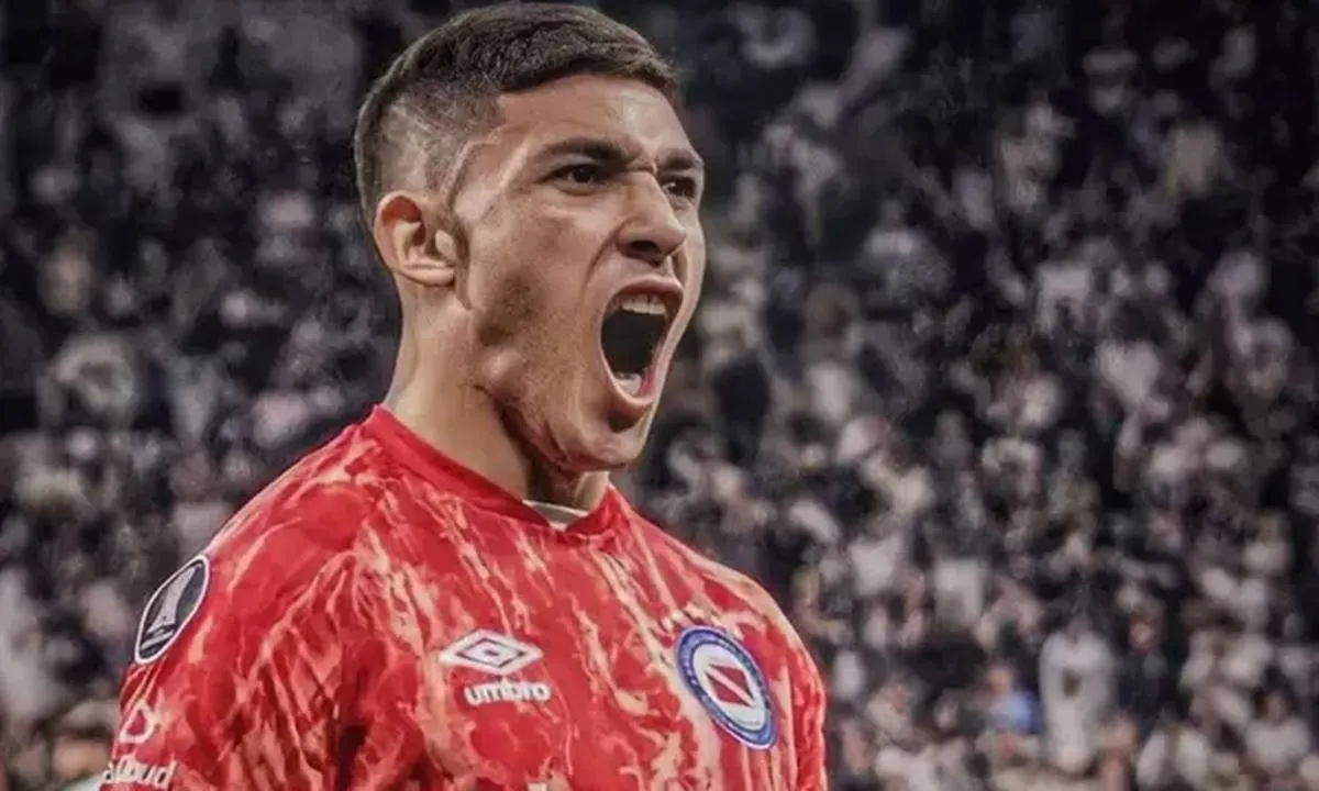 Milito indica e Atlético-MG busca a contratação de Santiago Montiel