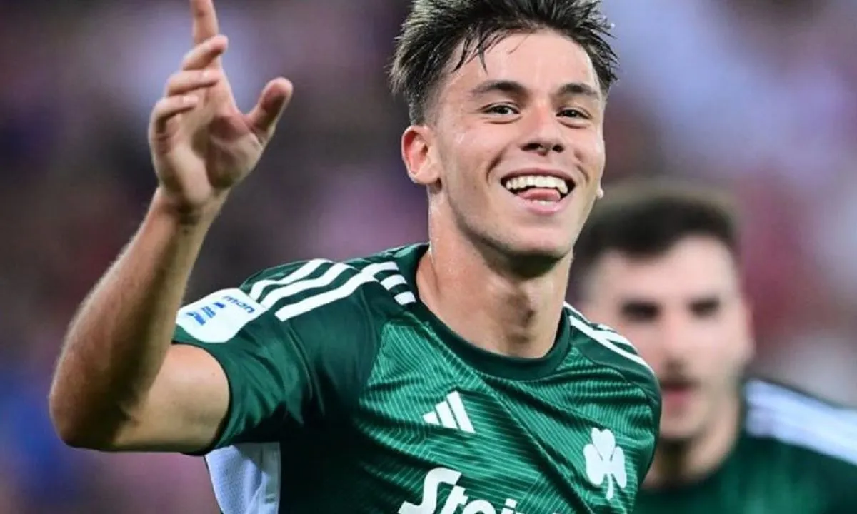 Botafogo pode superar o Ajax e fechar com lateral-direito grego