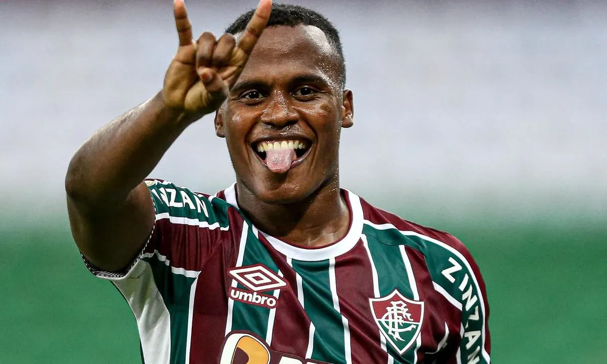 Contratação de Jhon Arias ganha força em rival do Flu no Brasileirão