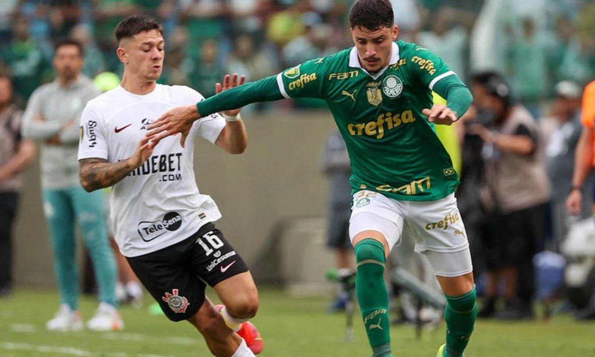 3 obras que reverenciam o clássico Palmeiras e Corinthians; confira