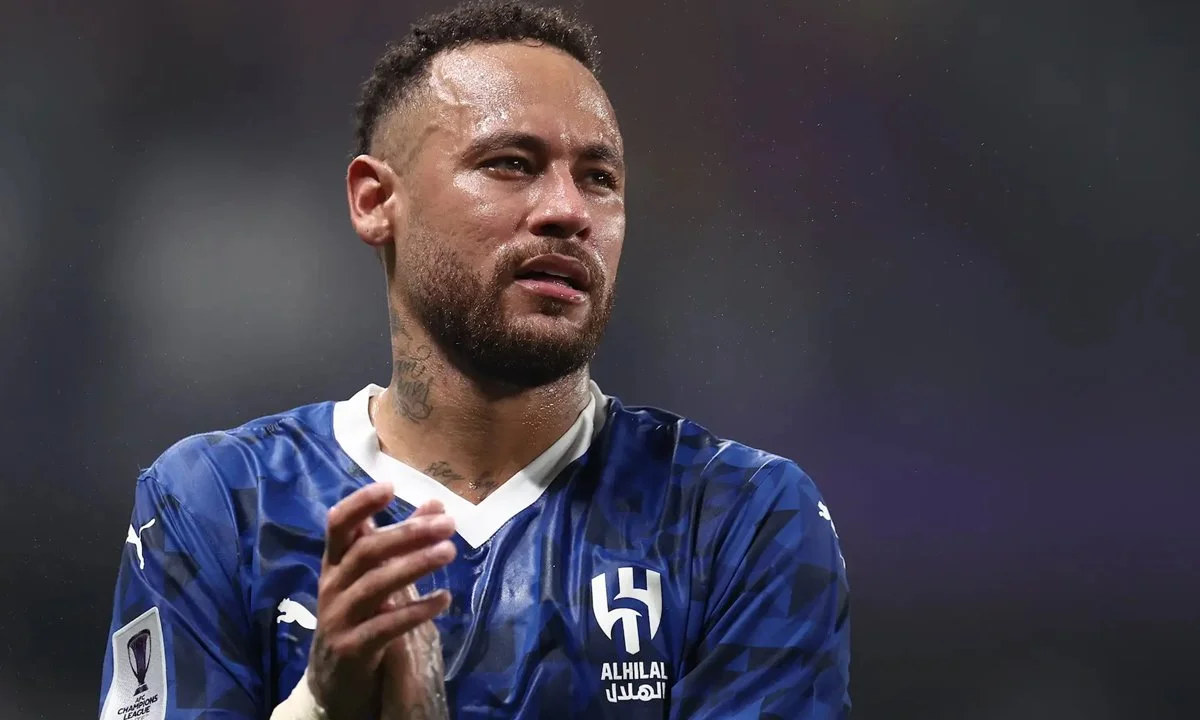 Neymar responde com sinal positivo e anima três clubes do Brasileirão