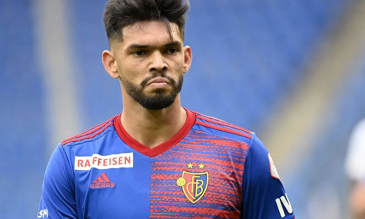 Cruzeiro encaminha acerto com o paraguaio Omar Alderete, do Getafe