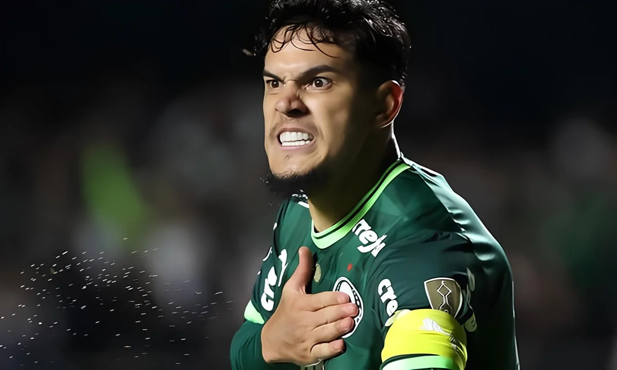 Gustavo Gómez negocia saída do Palmeiras e desperta interesse de rival