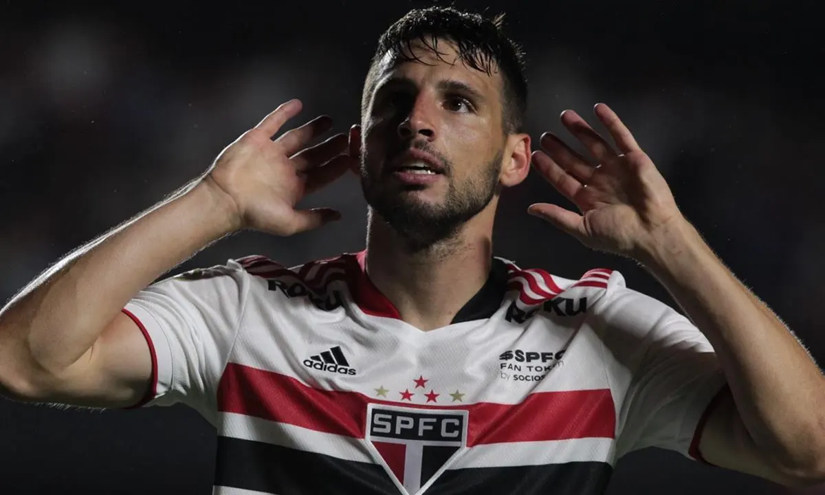 Jonathan Calleri toma decisão sobre seu futuro e informa ao São Paulo