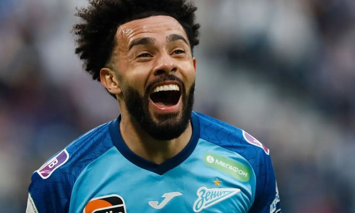 Botafogo e Palmeiras tem interesse na contratação do meia Claudinho
