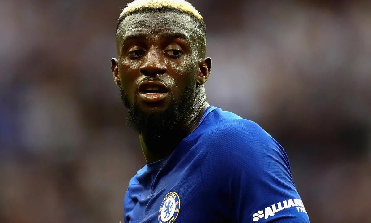 Sport encaminha a contratação do francês Bakayoko, ex-Chelsea e Milan
