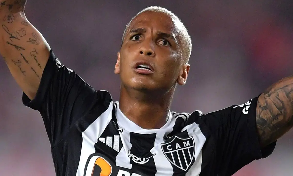 Deyverson deve trocar o Atlético-MG por outro clube do Brasileirão
