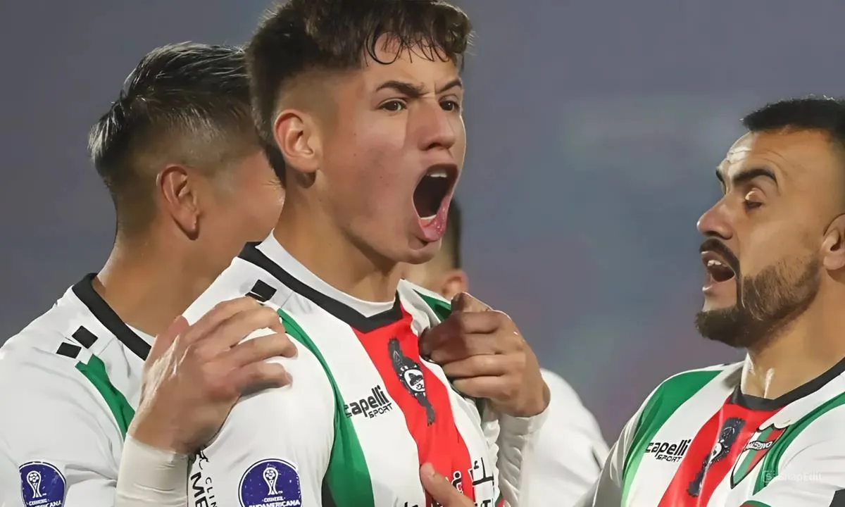Atlético-MG fecha a contratação do zagueiro chileno Iván Román