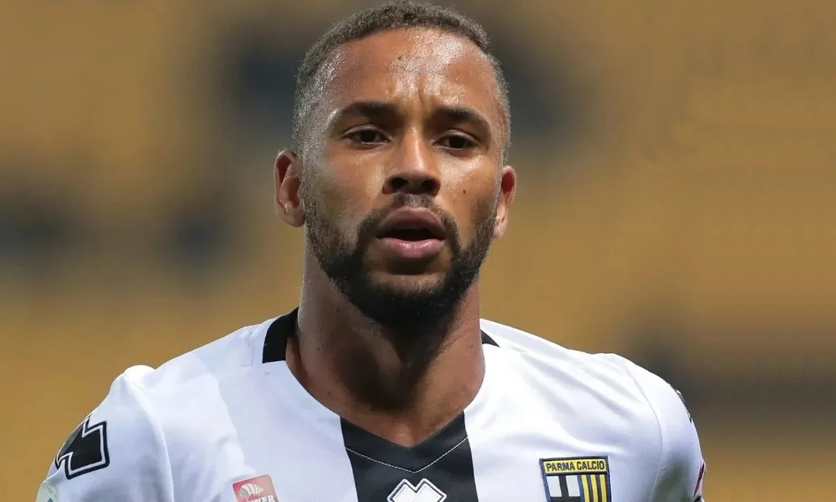 Internacional retoma conversas com Hernani, destaque no futebol italiano