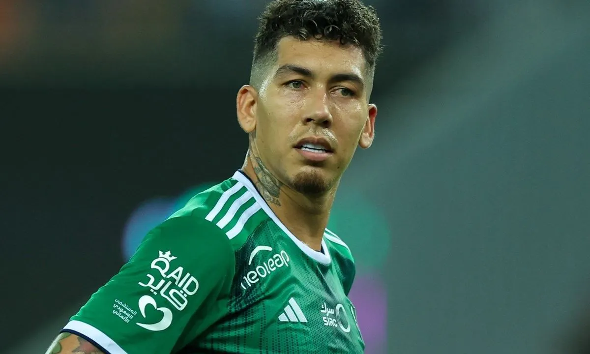 Perto de rescindir com Al Ahli, Firmino tem novo interessado no Brasil