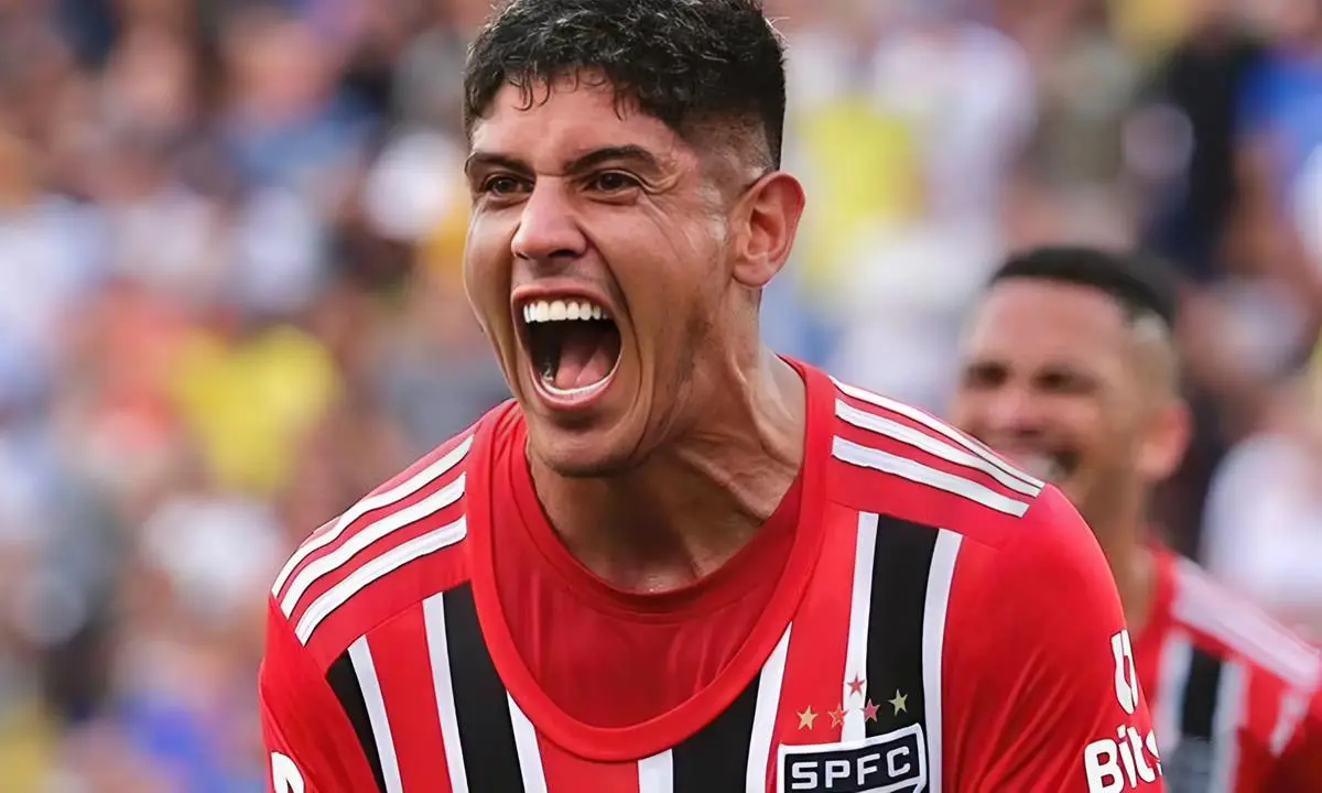 Palmeiras sonda o zagueiro Alan Franco e já tem reposta do rival São Paulo