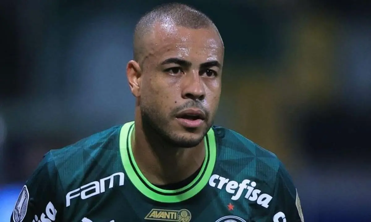 Palmeiras pode perder lateral Mayke para rival brasileiro após Mundial