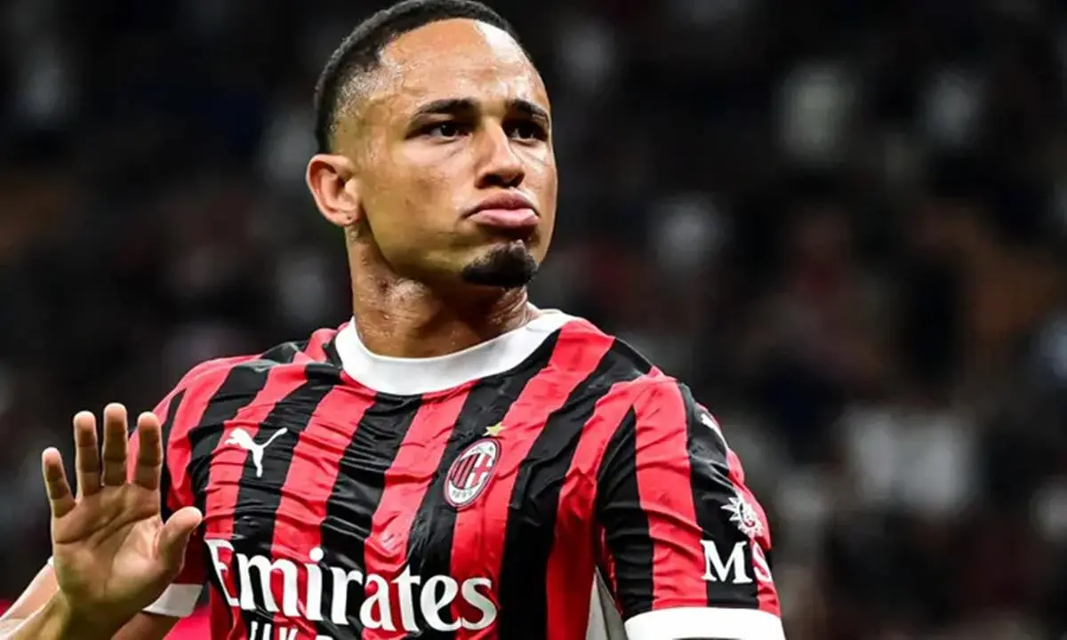 Quem é Noah Okafor? Flamengo se movimenta por atacante do Milan