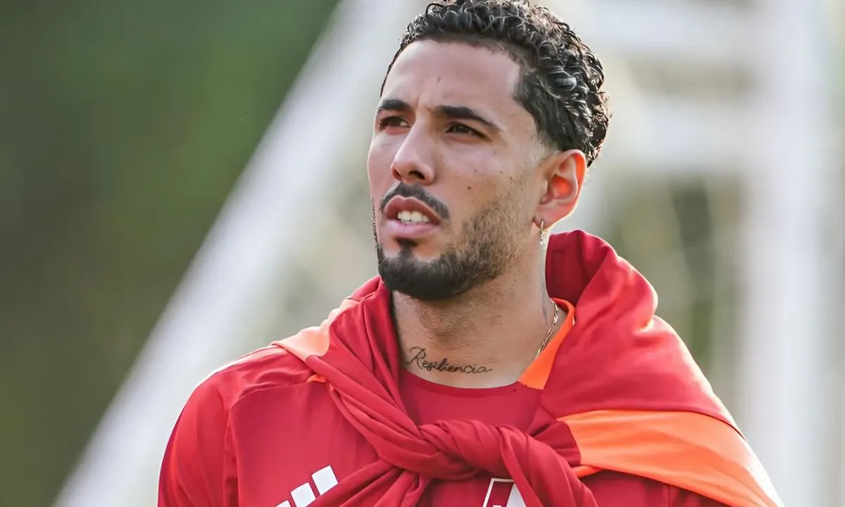 Vasco bate o martelo sobre peruano Sergio Peña após proposta ao PAOK