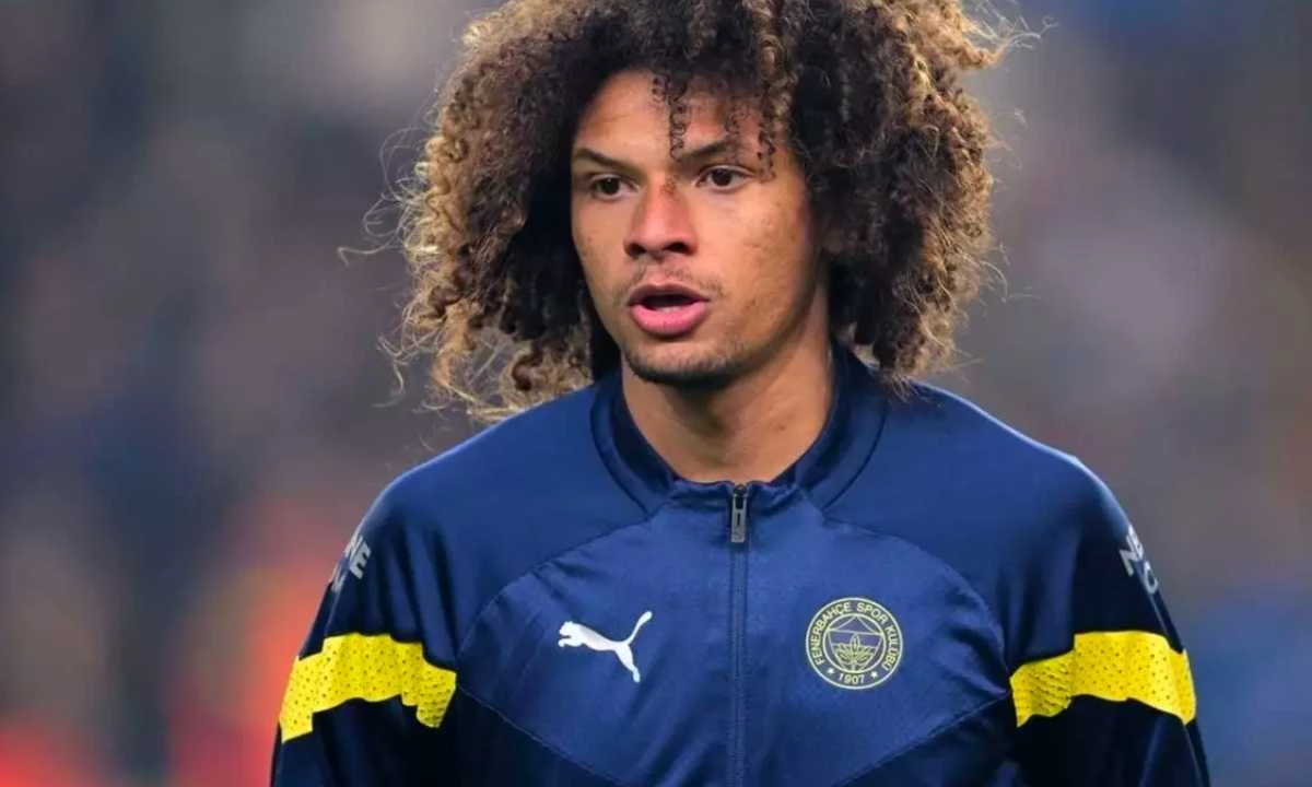 Willian Arão encaminha definição de seu futuro e deve jogar no Santos
