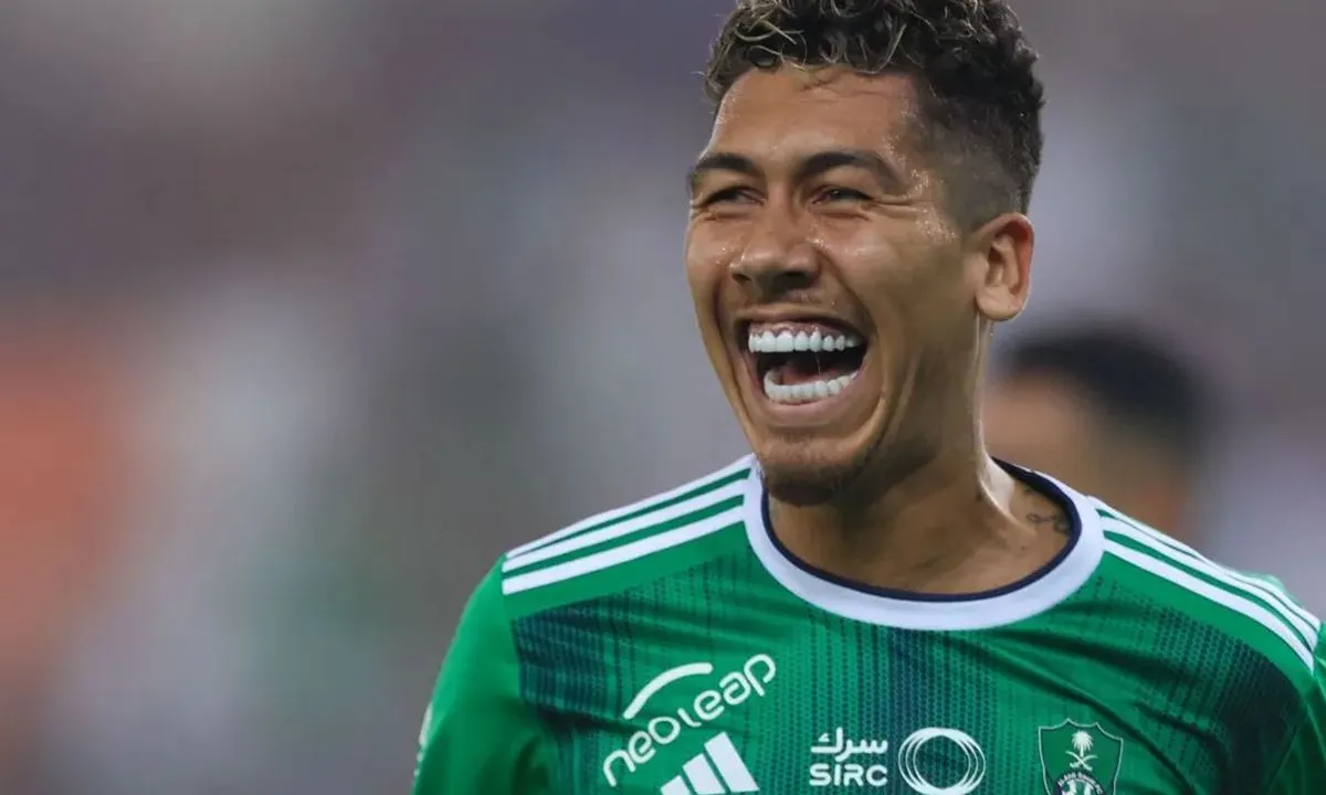 Fim da novela: Roberto Firmino deixa o Al-Ahli e acerta com novo clube