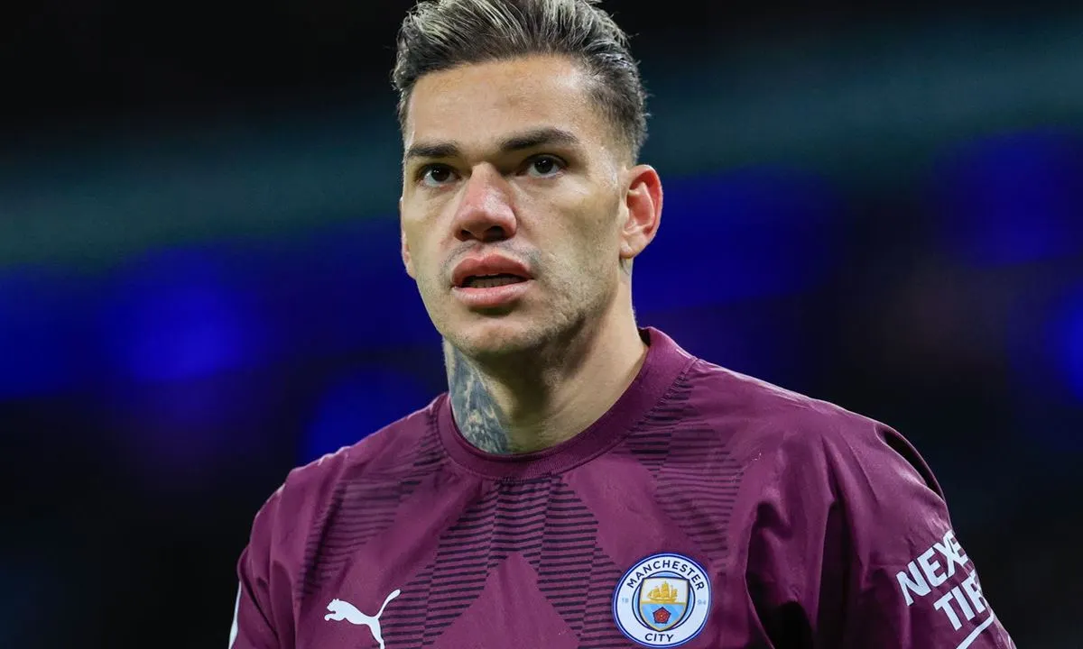 De saída do Manchester City, goleiro Ederson encaminha novo clube