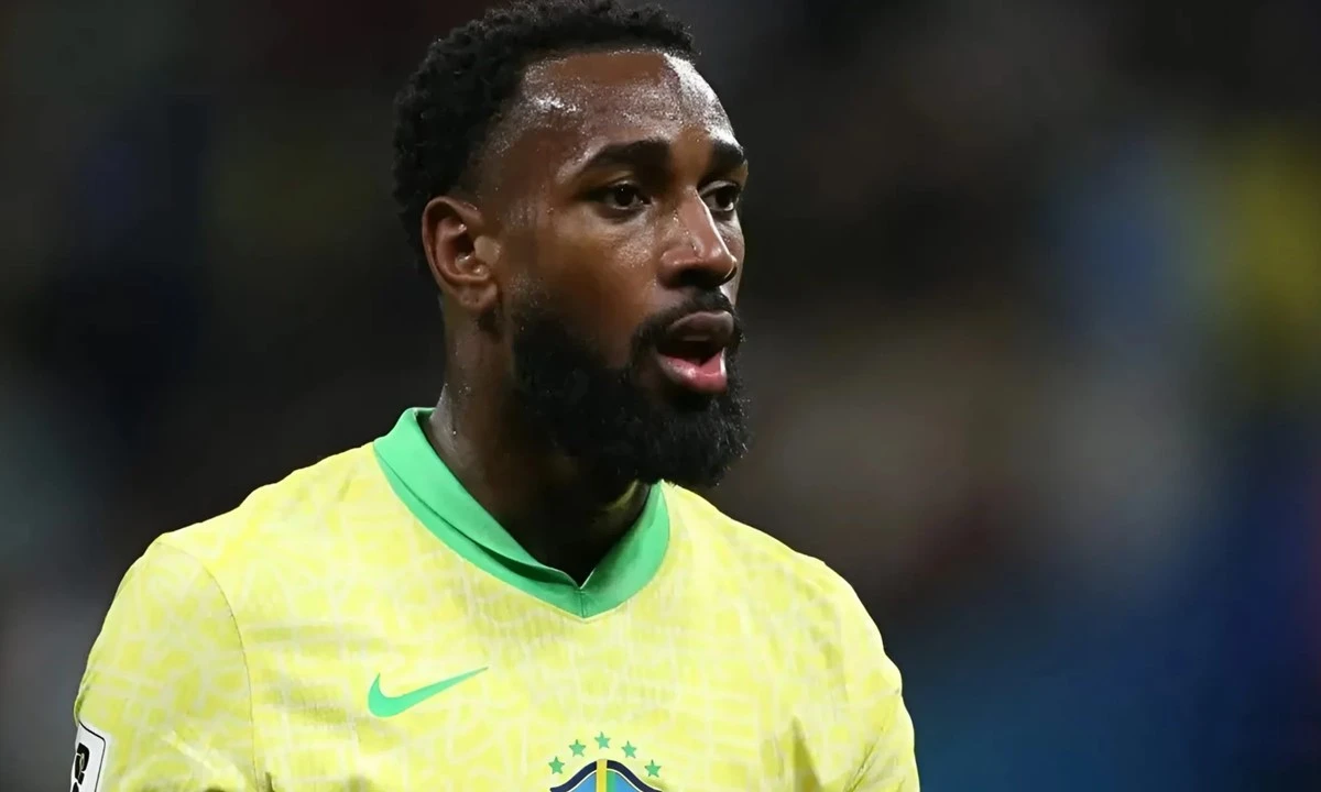 Zenit pede valor surpreendente para negociar Gerson com o Palmeiras