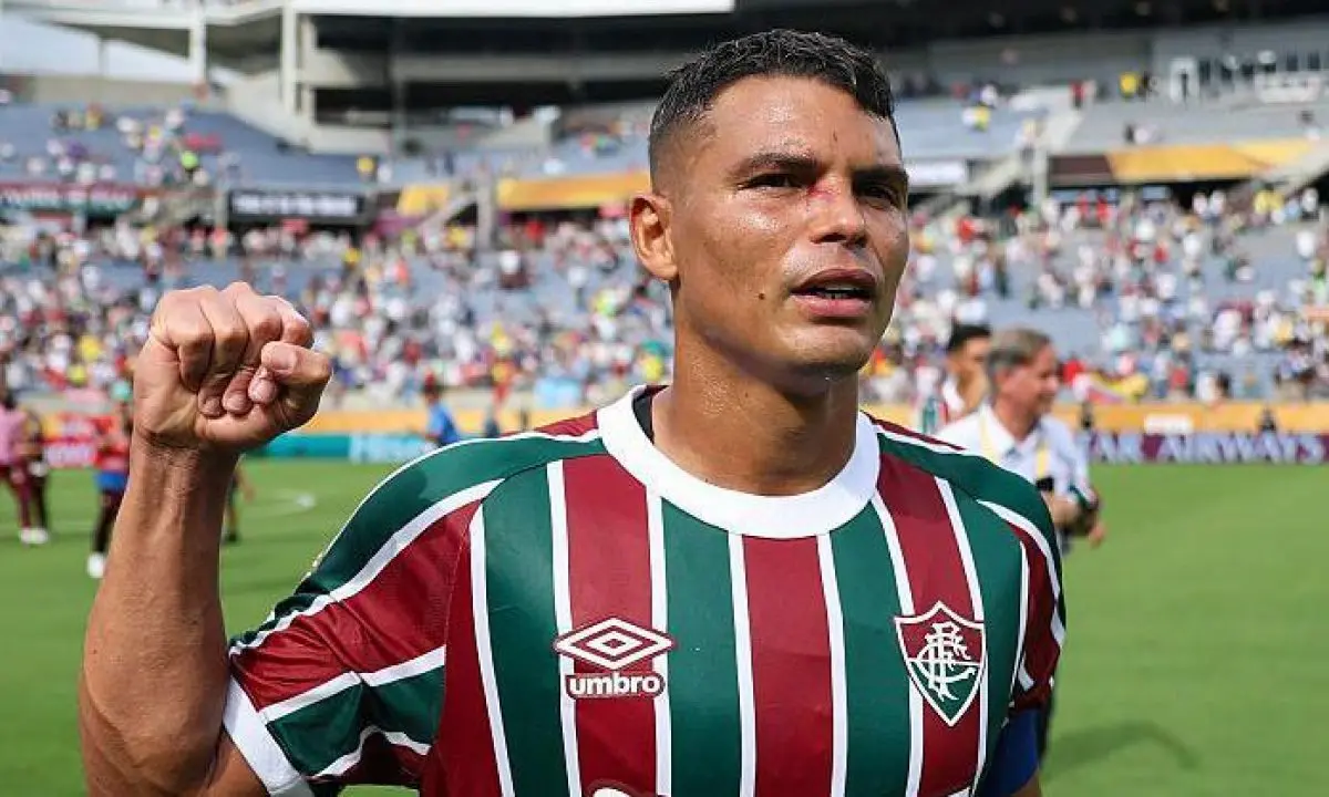 Fluminense tenta última carta na manga pela permanência de Thiago Silva
