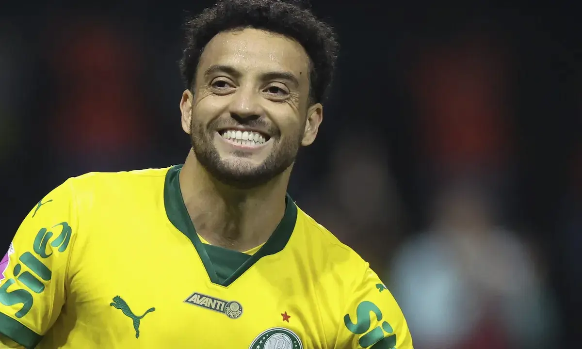 Felipe Anderson tem interessados e Palmeiras define condição para venda