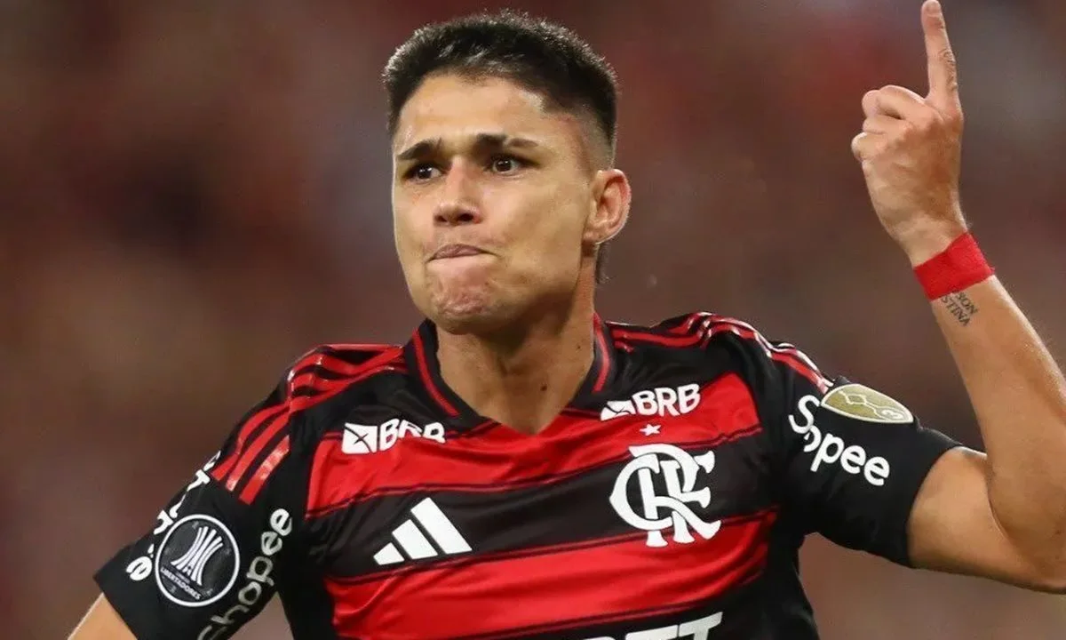 Cruzeiro retoma interesse por Luiz Araújo e faz contatos com o Flamengo