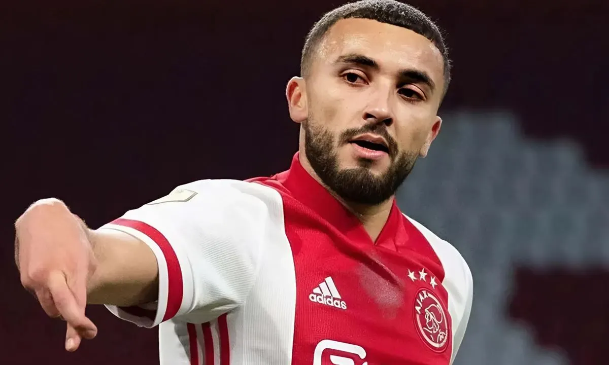 Corinthians encaminha a contratação do meia marroquino Zakaria Labyad