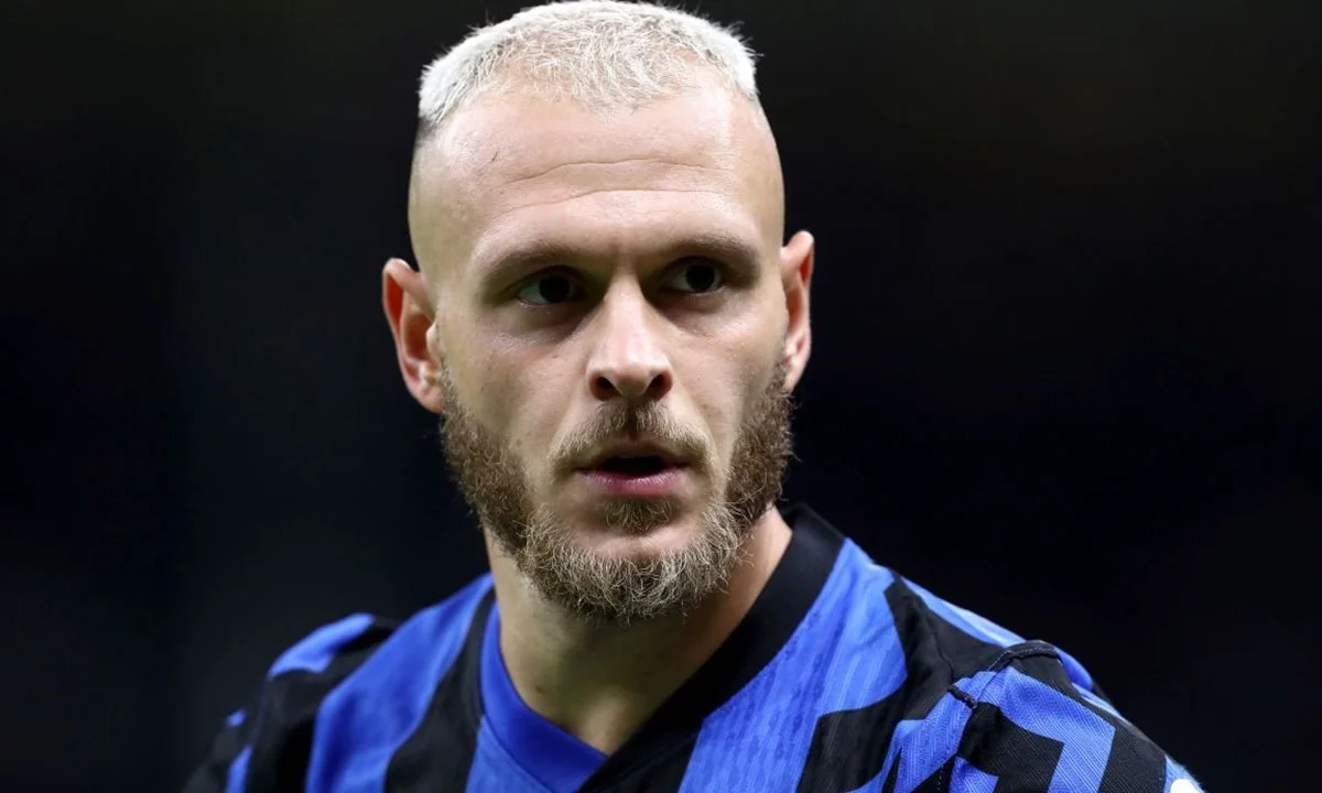 Liverpool e Manchester United preparam propostas por Federico Dimarco